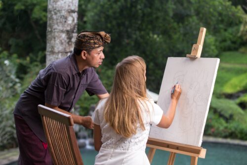 Art-Seeped Bali Resort Launches Classes with Famous Local Painters - TRAVELINDEX